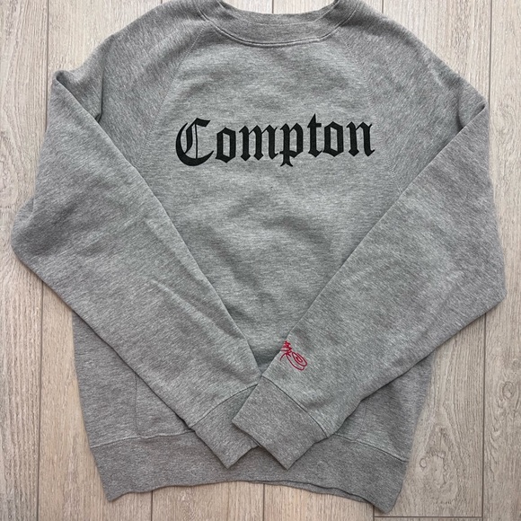 SSUR “Compton” Crewneck Sweatshirt Men’s Small Gray - Picture 1 of 6
